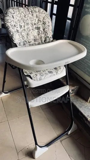 Adjustable Highchair