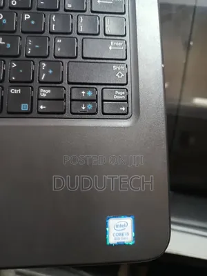 Laptop Dell Latitude 3300 8GB Intel Core i5 SSD 256GB