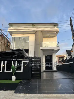 5bdrm Duplex in Sangotedo for sale