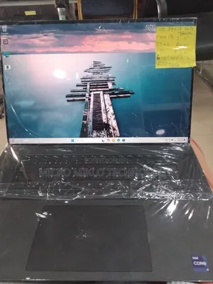 Laptop Dell XPS 17 9710 32GB Intel Core i9 SSD 1T