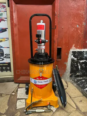 Core Tech 30 12kg Pneumatic Grease Bucket With Regulator
