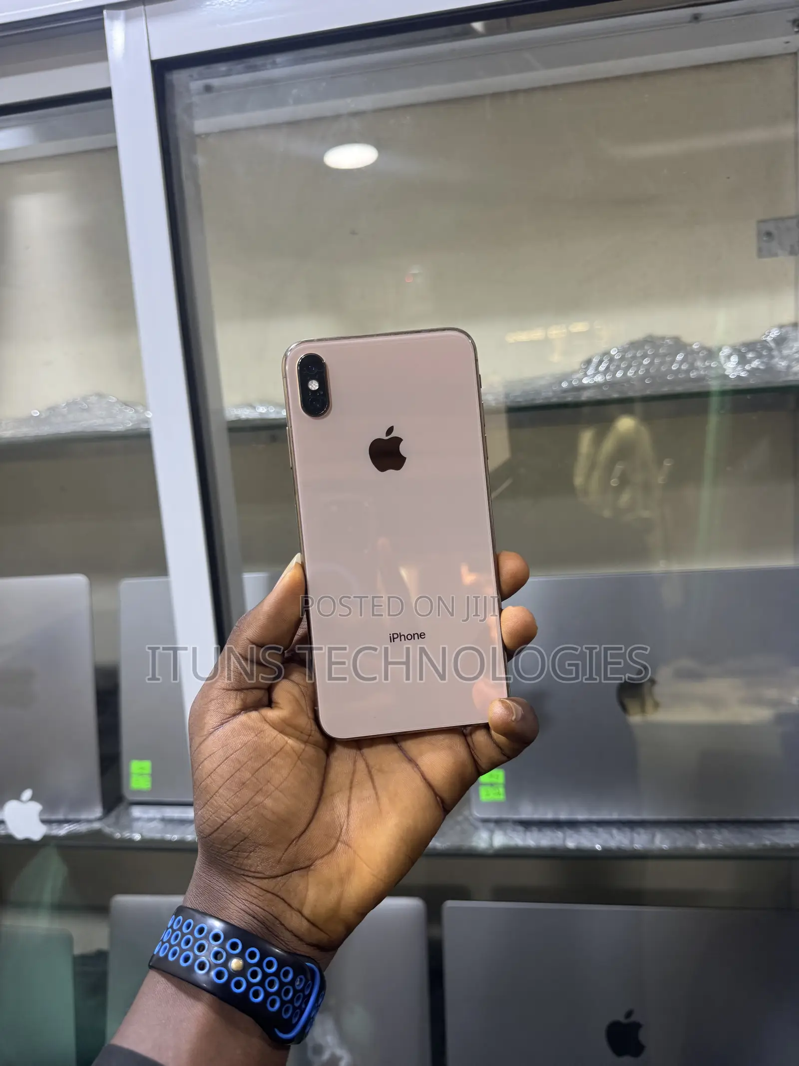 Apple iPhone XS Max 64 GB Gold