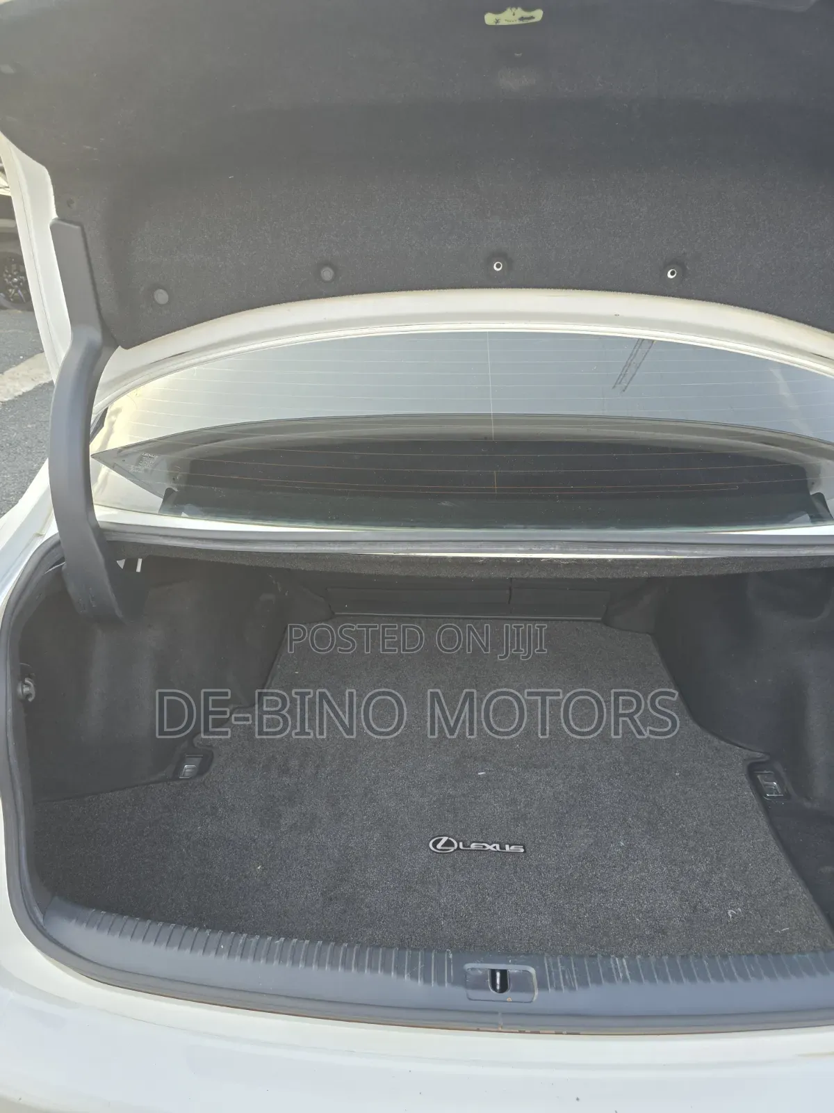 Lexus IS 2014 White