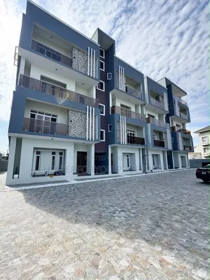 2bdrm Maisonette in Lekki Phase 1 for sale