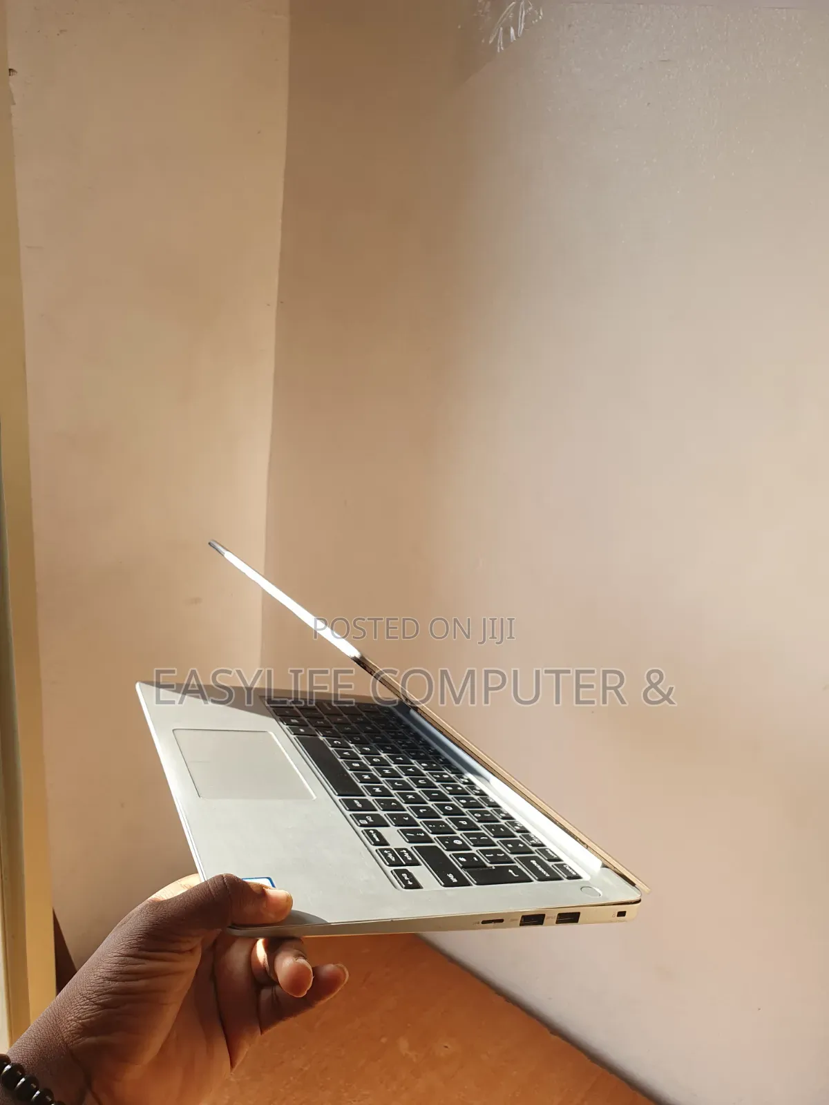 Laptop Dell Inspiron 13 5370 8GB Intel Core i5 SSD 256GB