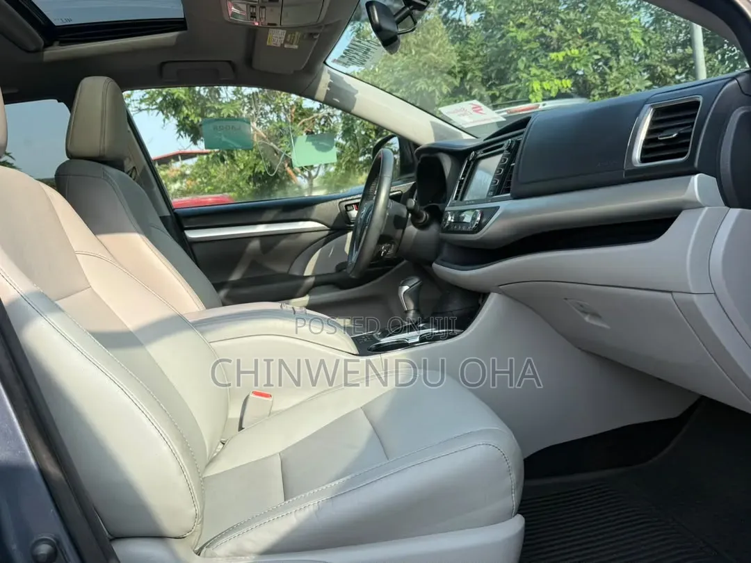 Toyota Highlander 2016 Blue