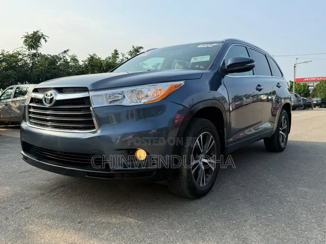 Toyota Highlander 2016 Blue
