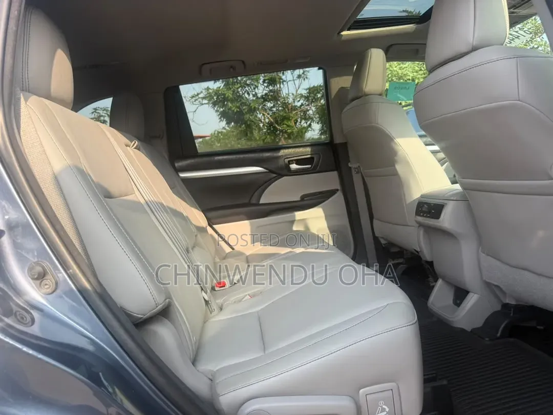 Toyota Highlander 2016 Blue