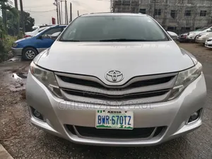 Toyota Venza LE AWD 2013 Silver