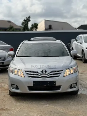 Toyota Camry 2011