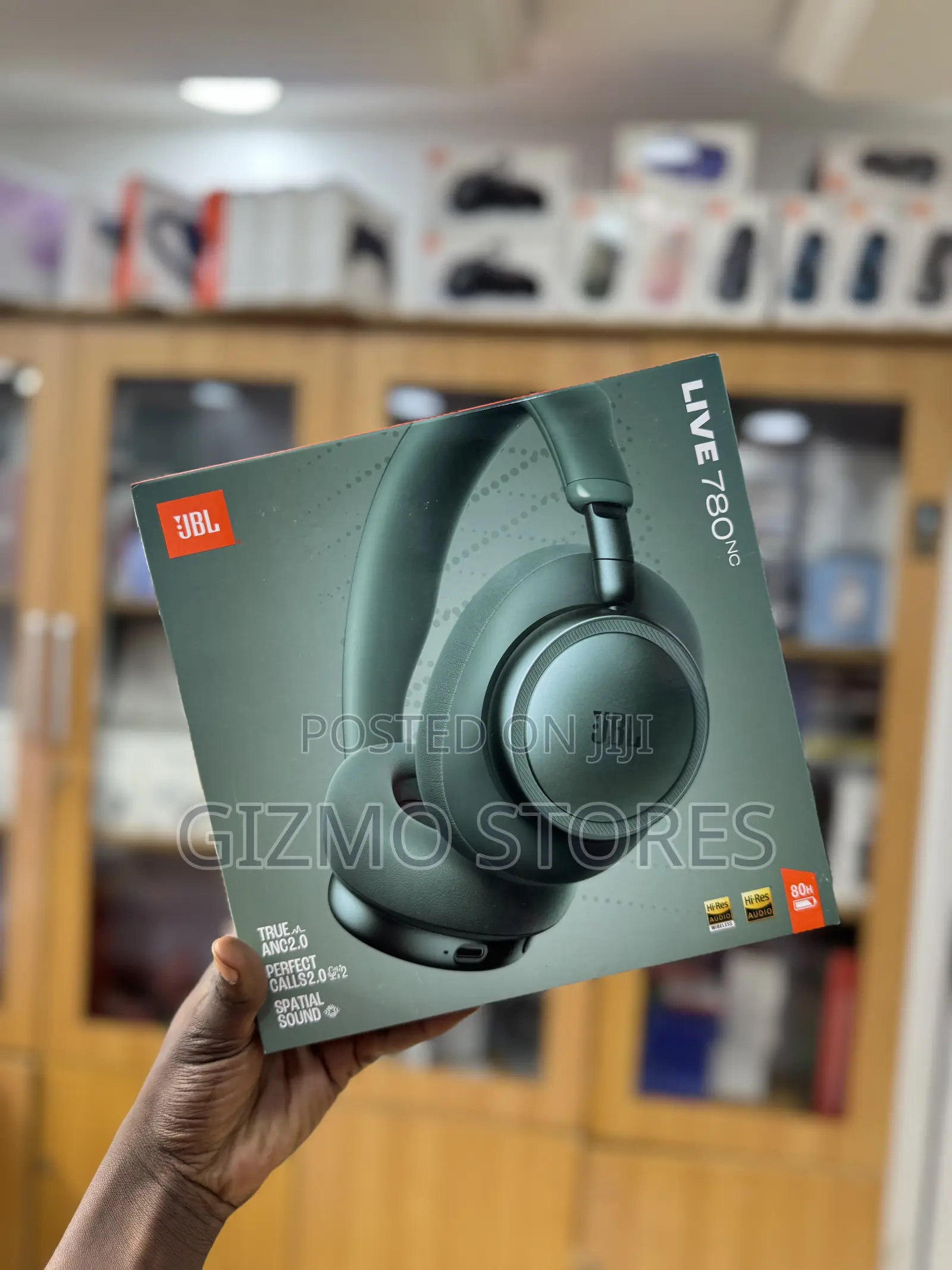 JBL Live 780nc