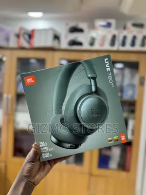 JBL Live 780nc
