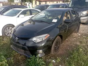 Toyota Corolla 2015 Black