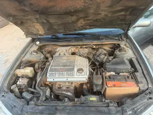Lexus ES 300 2000 Gray