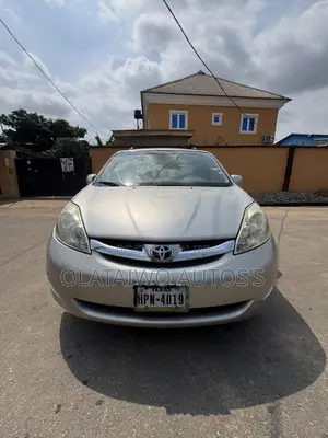 Toyota Sienna XLE Limited 4WD 2008 Silver