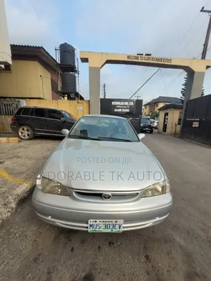 Toyota Corolla 1.9 D Sedan 2000 Silver