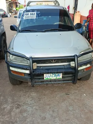 Toyota RAV4 Automatic 2000 Silver