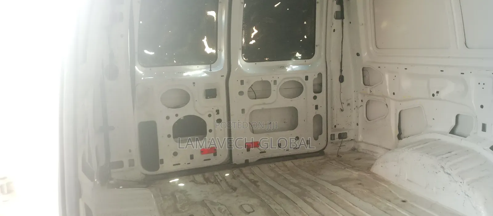Ford E250 2010 White