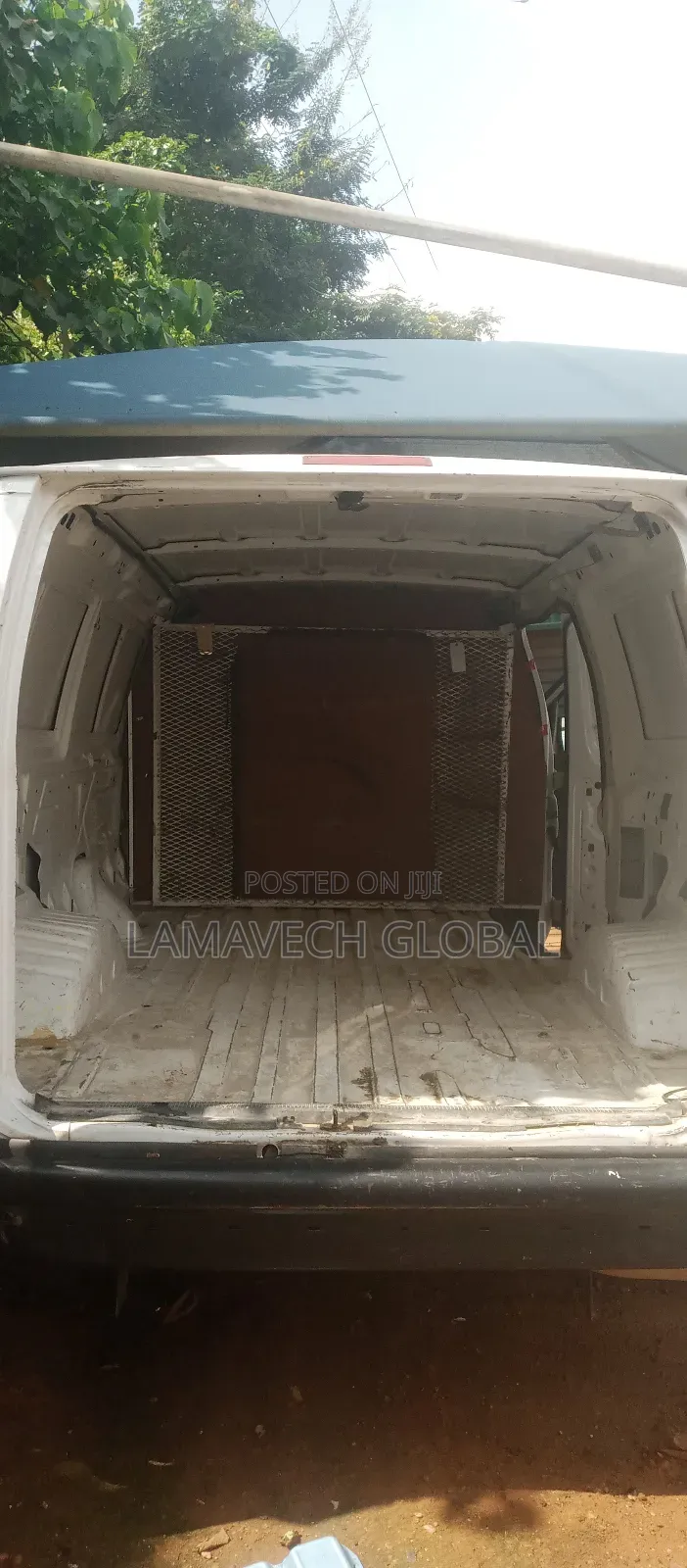 Ford E250 2010 White