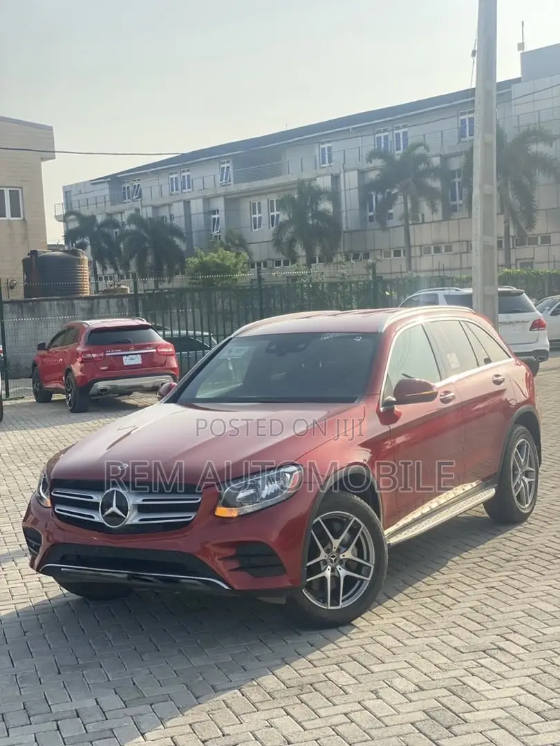 Mercedes-Benz GLC-Class 2019 Red