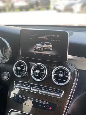 Mercedes-Benz GLC-Class 2019 Red