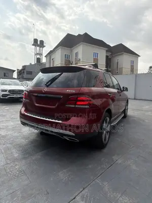Mercedes-Benz GLE-Class 2016 Red