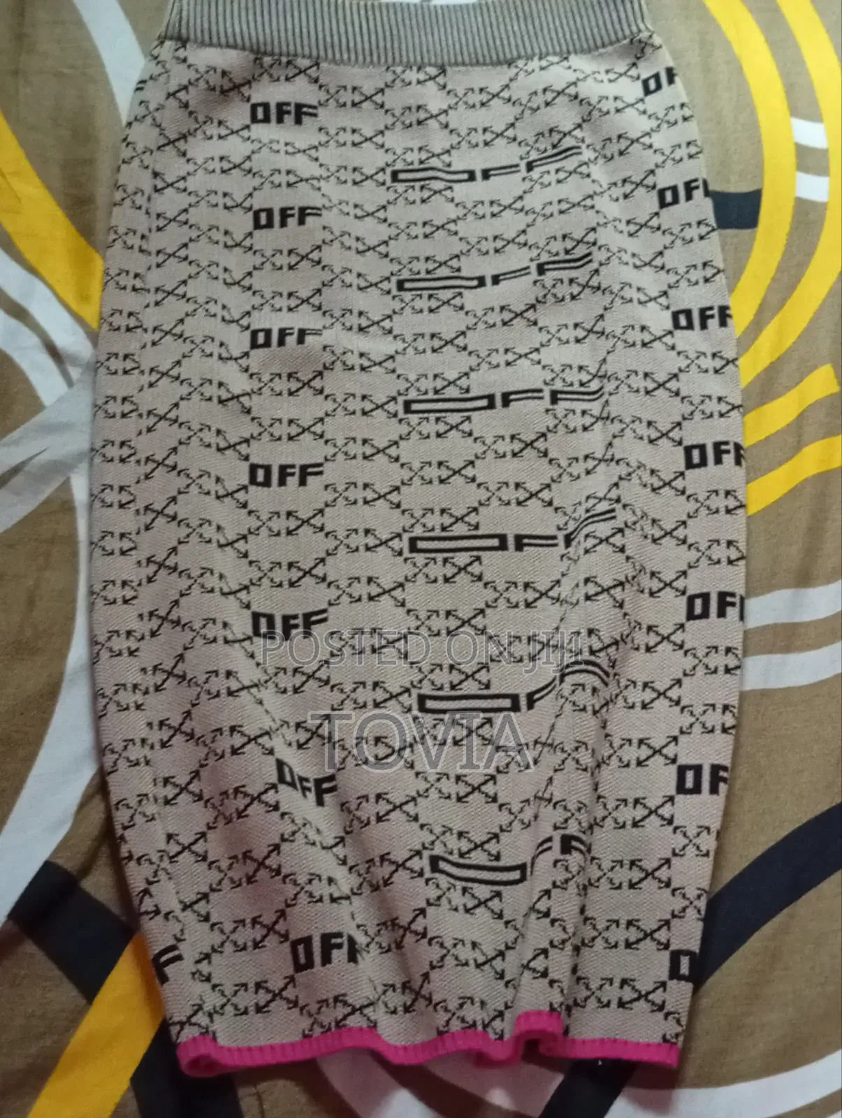 Beautiful OFF White 2pc Set