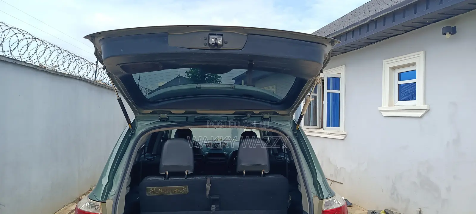 Toyota Highlander 2011 Pearl