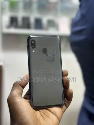 Samsung Galaxy A20e 32 GB Black