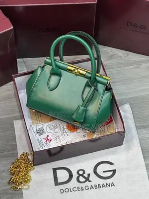 D&G Dolce & Gabbana.