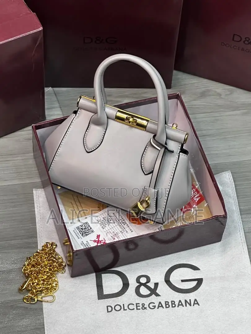 D&G Dolce & Gabbana.