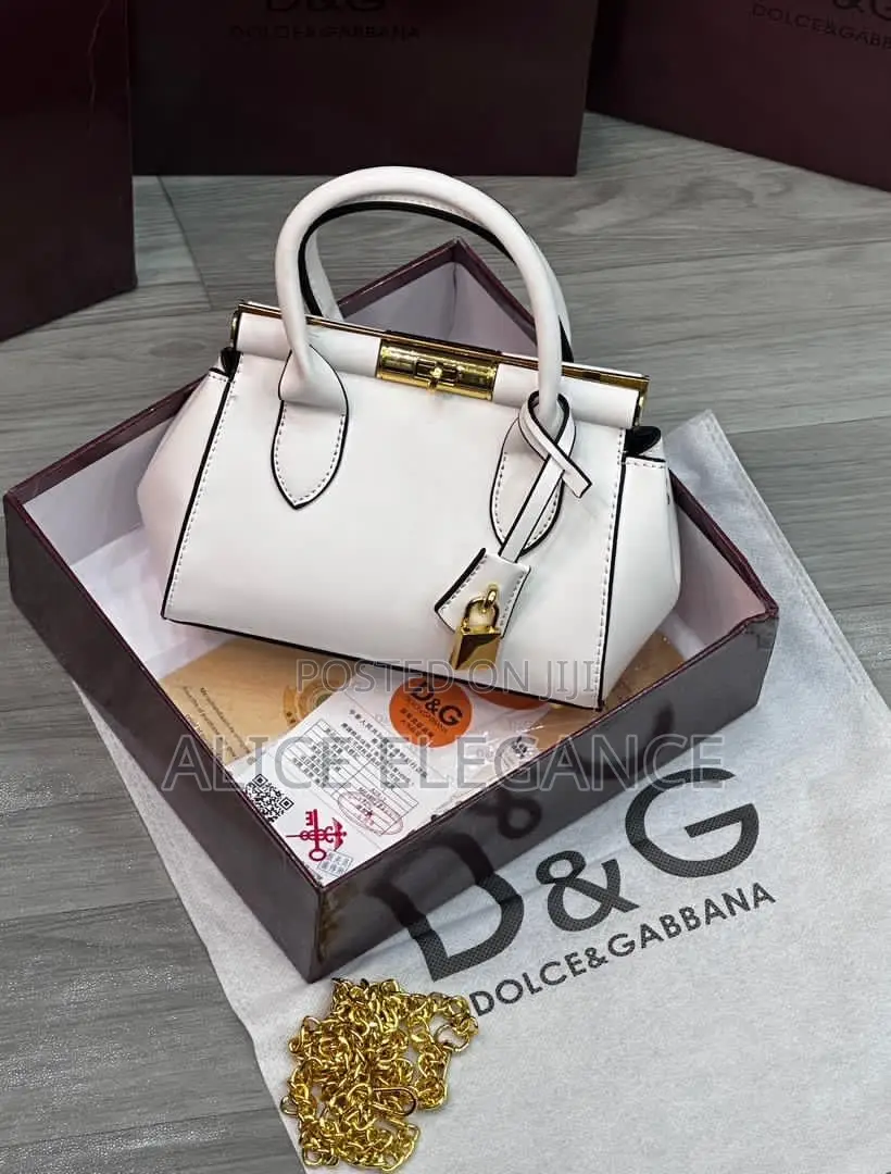 D&G Dolce & Gabbana.