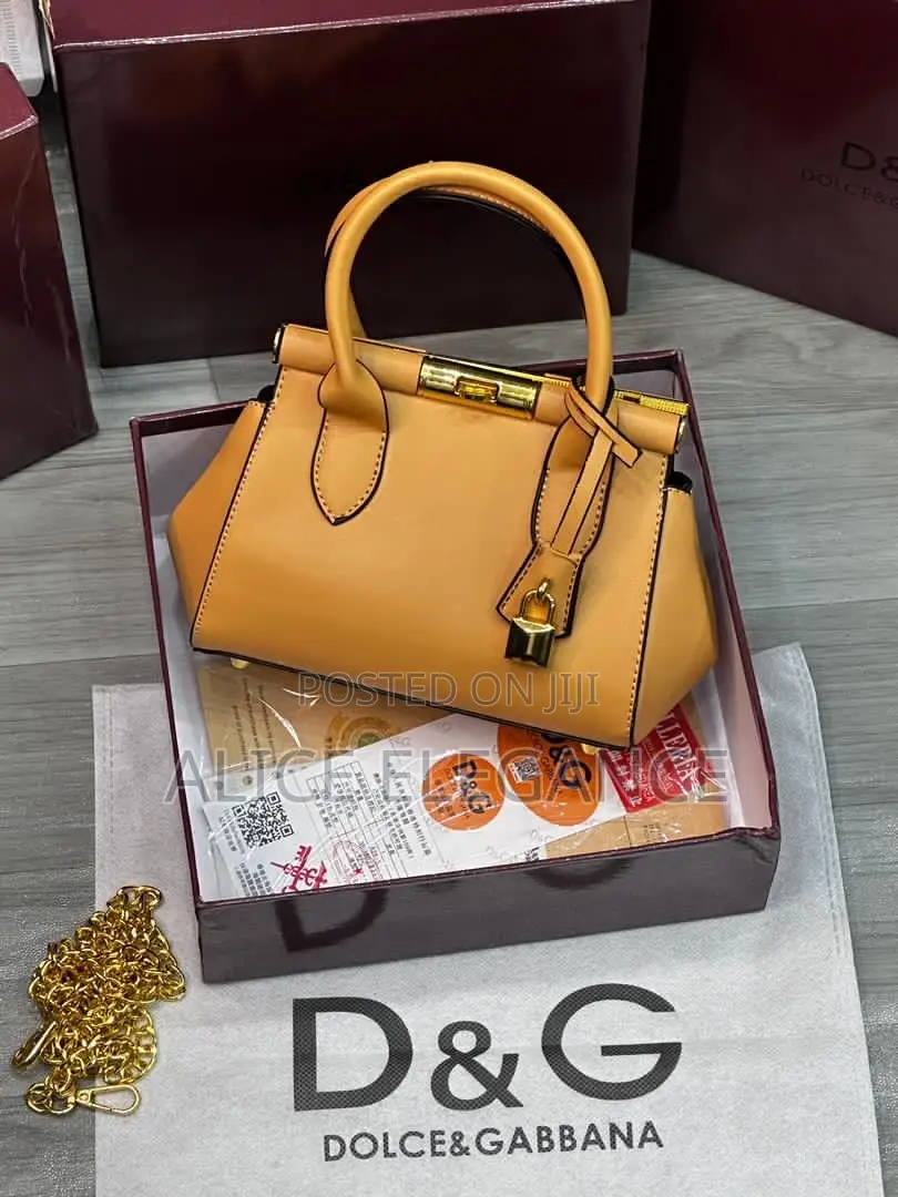 D&G Dolce & Gabbana.