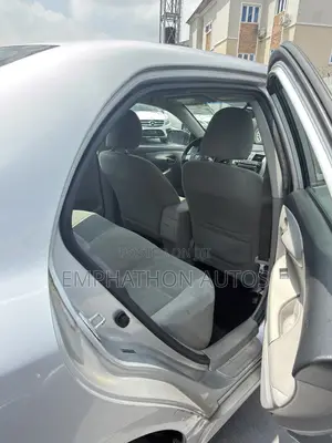 Toyota Corolla 2012 Silver
