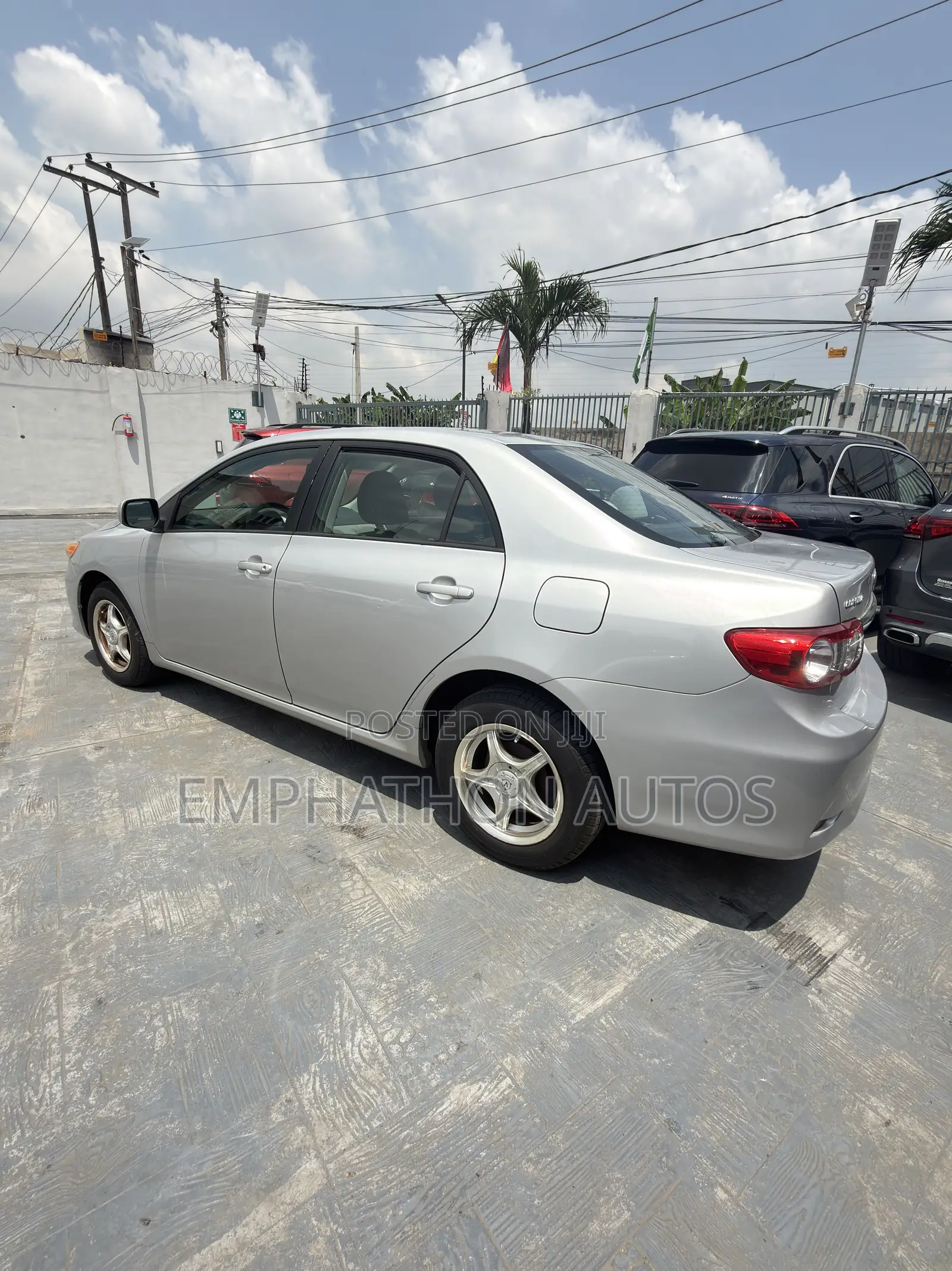 Toyota Corolla 2012 Silver