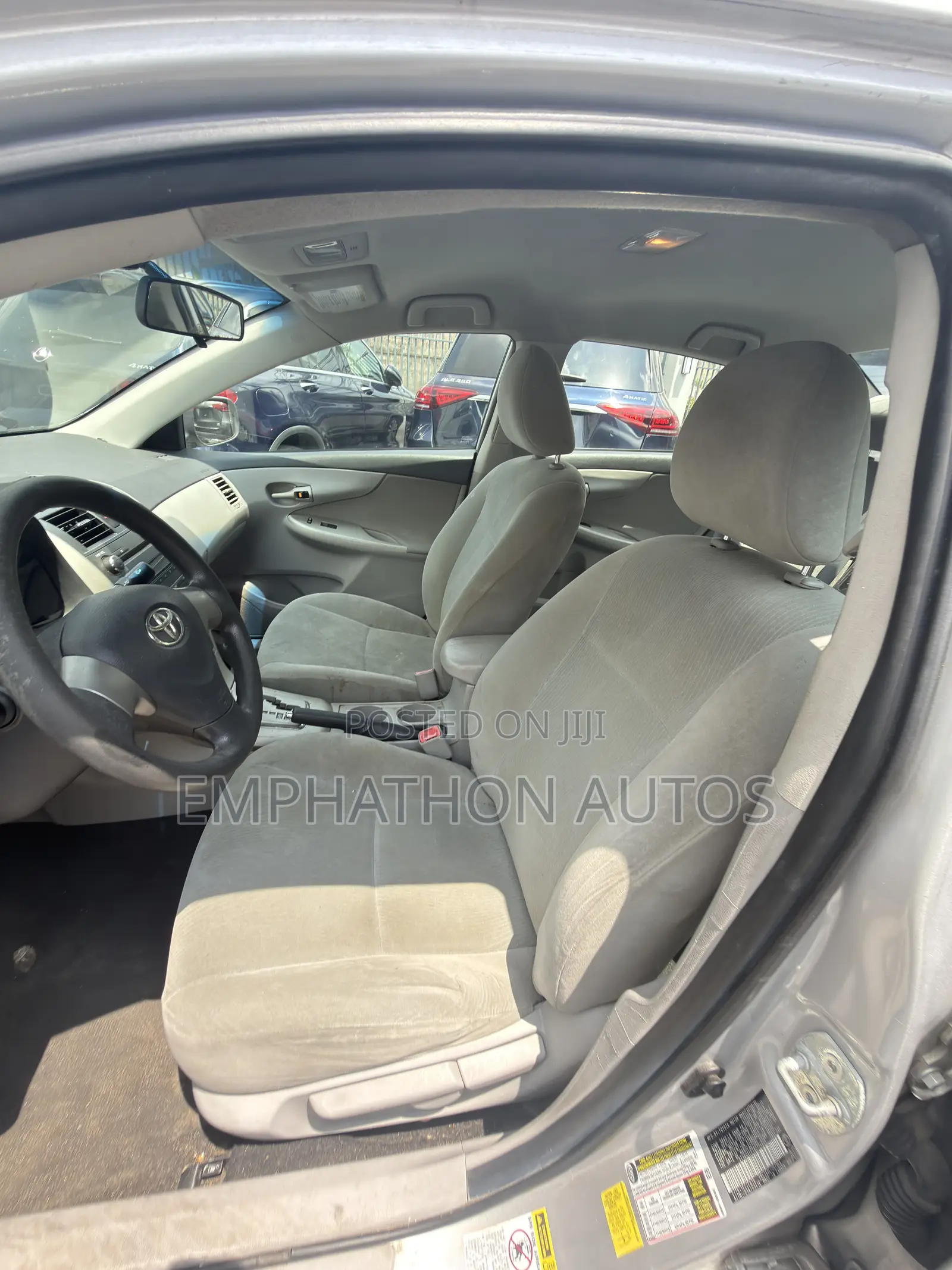 Toyota Corolla 2012 Silver