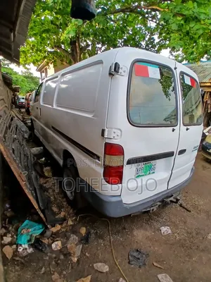 Toyota HiAce 1982 White