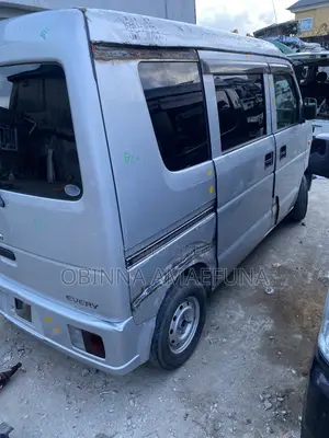 Suzuki Every 2012 Grey