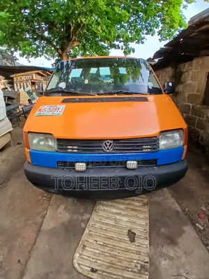 Volkswagen Transporter 1991 Red