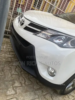 Toyota RAV4 2015 White