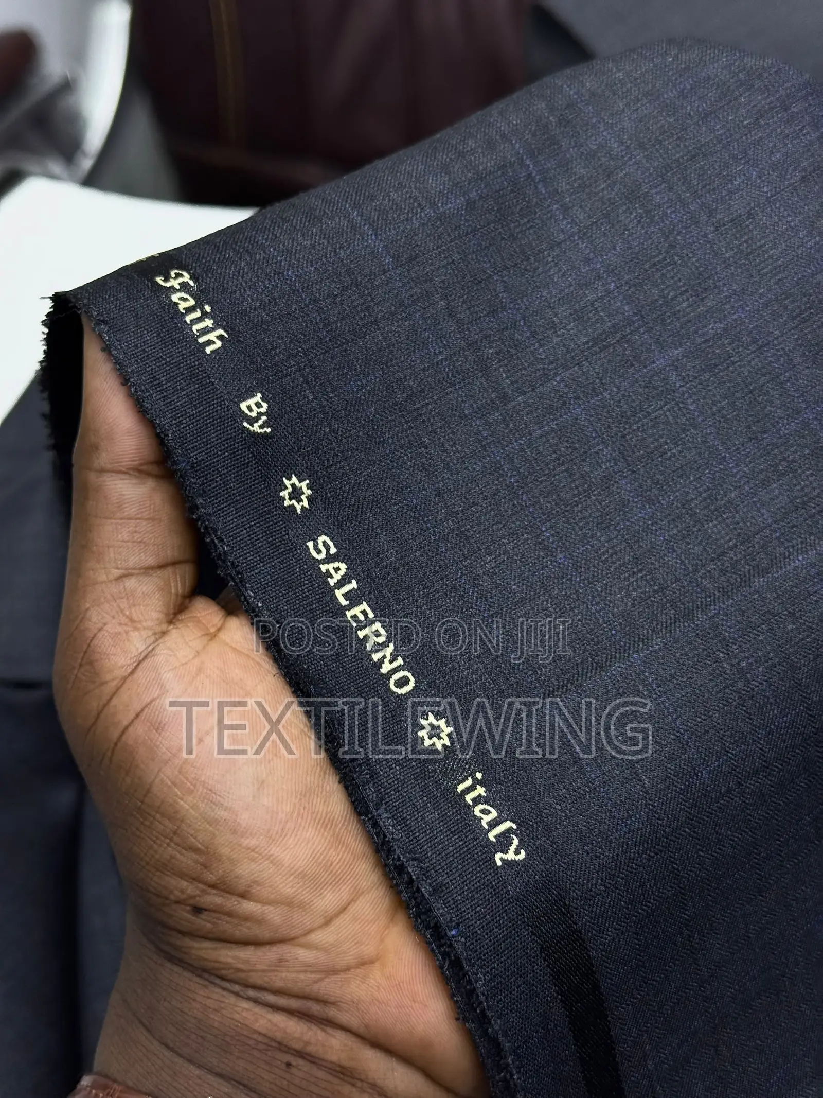 SOFTINO & LORO PIARO .100% Wool.