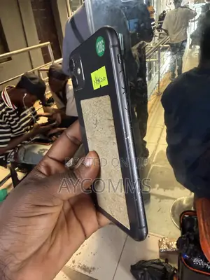 Apple iPhone 11 64 GB Black
