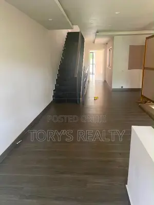 4bdrm Duplex in Gerard Road for rent