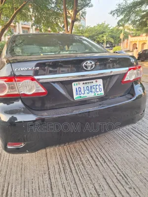 Toyota Corolla 2013 Black