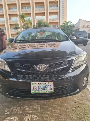 Toyota Corolla 2013 Black