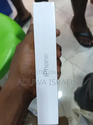 New Apple iPhone 13 128 GB Silver