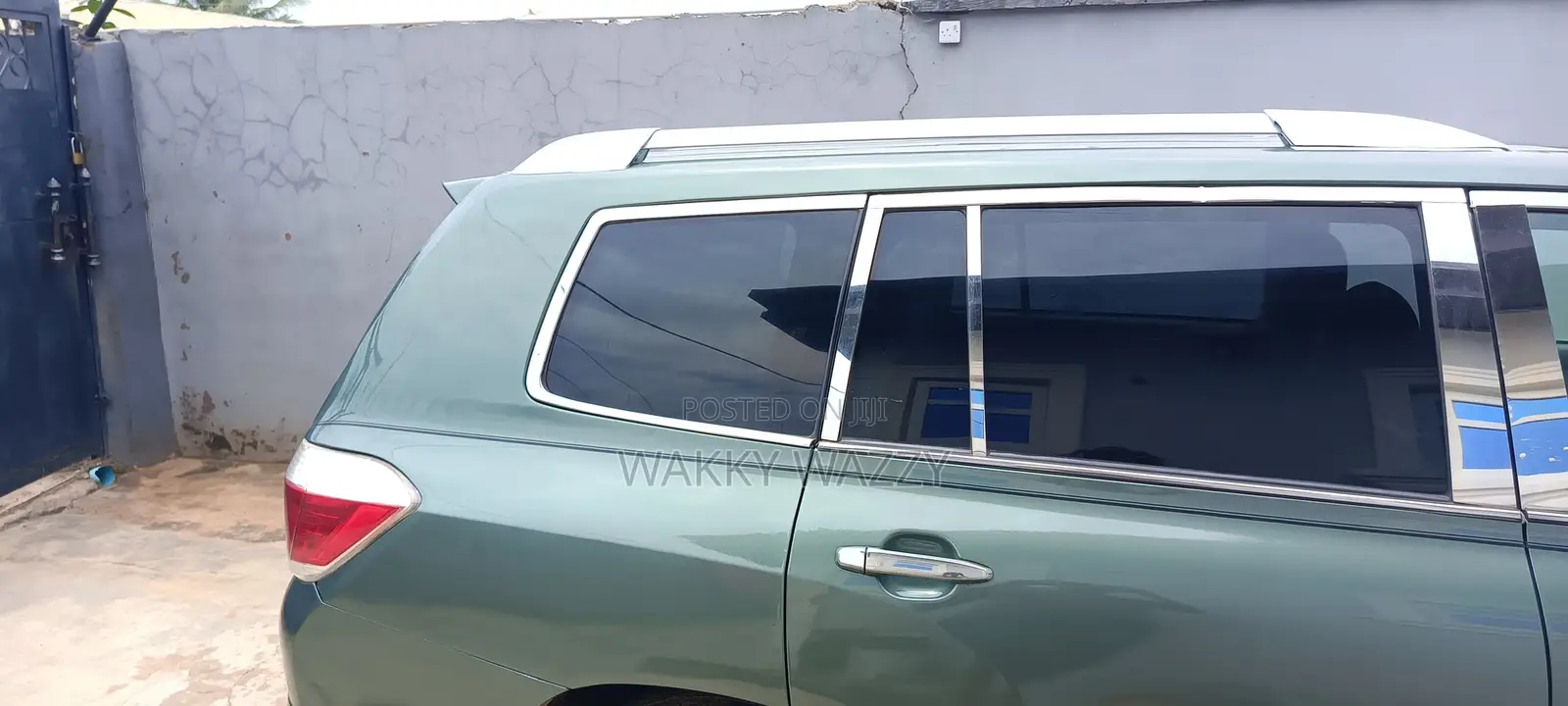 Toyota Highlander 2011 Pearl