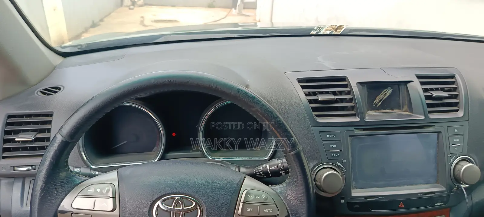 Toyota Highlander 2011 Pearl