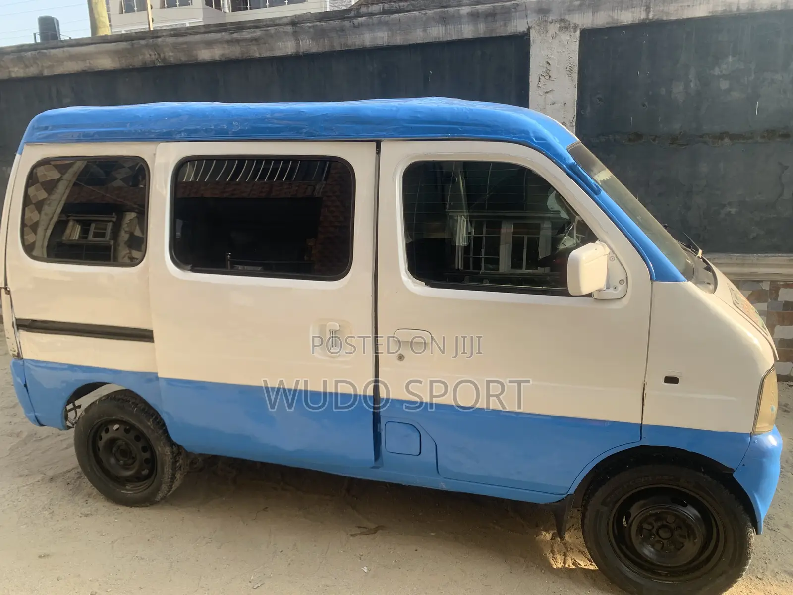 Suzuki Every 2010 White