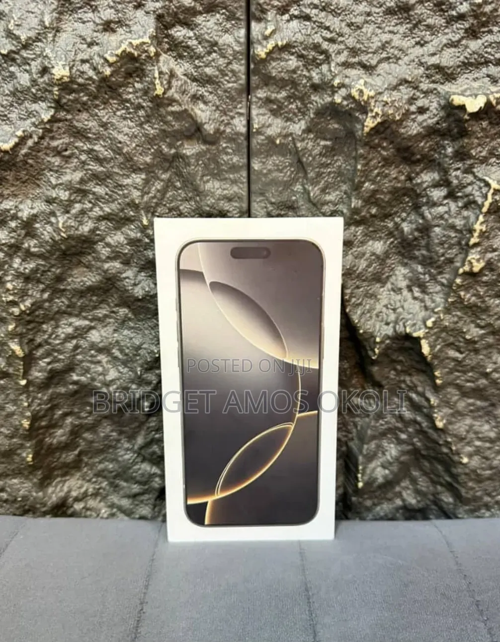 New Apple iPhone 16 Pro Max 256 GB Gold